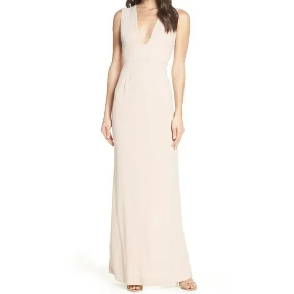 Foxiedox beige cream Laguna sleeveless back slit vneck gown Medium size. - Picture 1 of 11